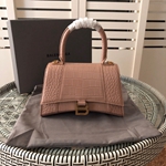 スーパーコピーバレンシアガバッグ